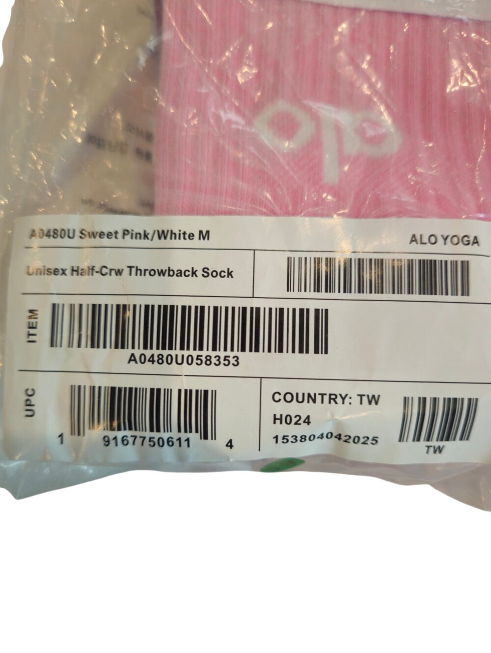 NWT Alo Yoga Unisex Half-Crew Throwback Socks Sweet Pink White Size M - Picture 3 of 4